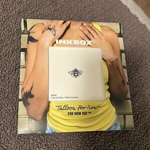 Inkbox temporary tattoo bumblebee